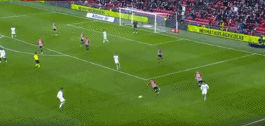 英雄联盟青训选手登上职业舞台