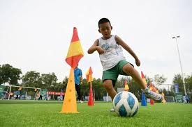 德州扑克不是靠猜（德州扑克赢在策略，不在猜测）